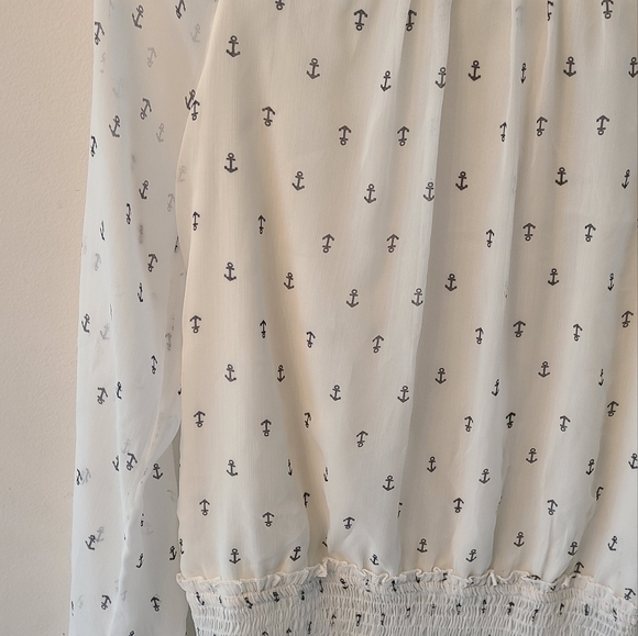 Vero Moda blouse size XS-S - Picture 4 of 10